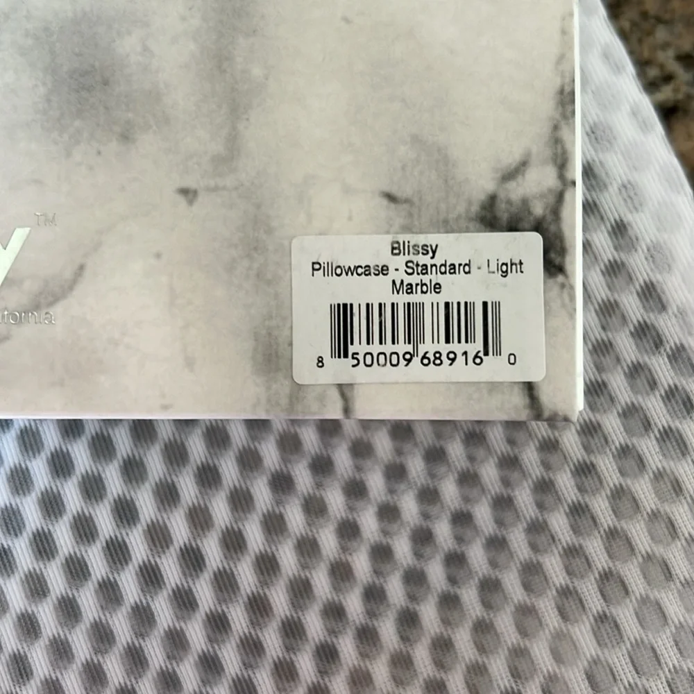 Blissy Silk Pillowcase
